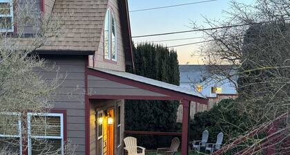 The Birch…Beautiful…Private…Cottage…loft…great for two…can sleep 5. Surprises