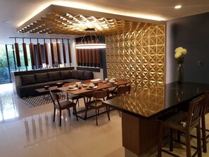 #4 Grand Suite Dos Camas | セーフティボックス (室内)、遮光カーテン、防音設備、アイロン / アイロン台