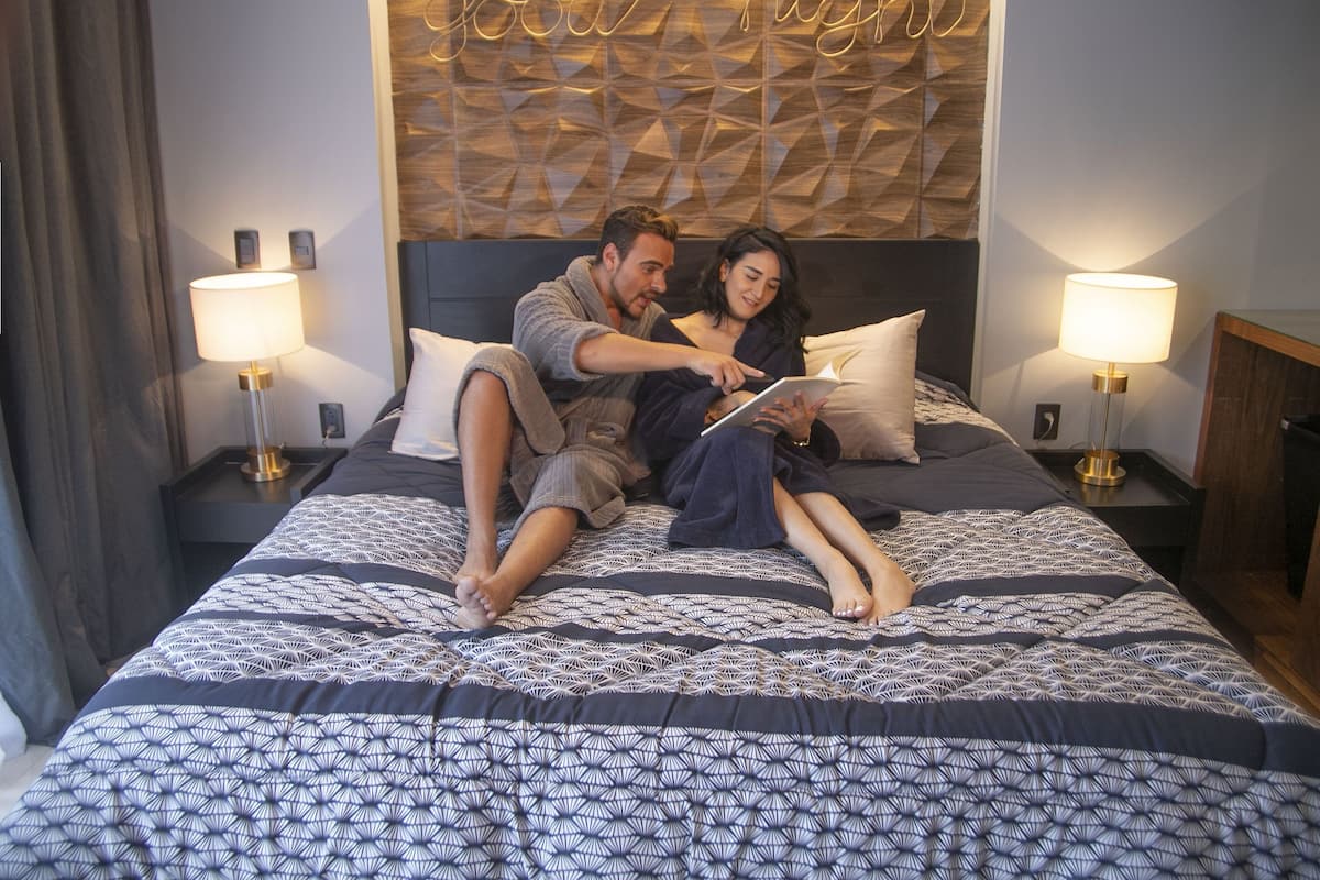 2 slaapkamers, een kluis op de kamer, verduisterende gordijnen