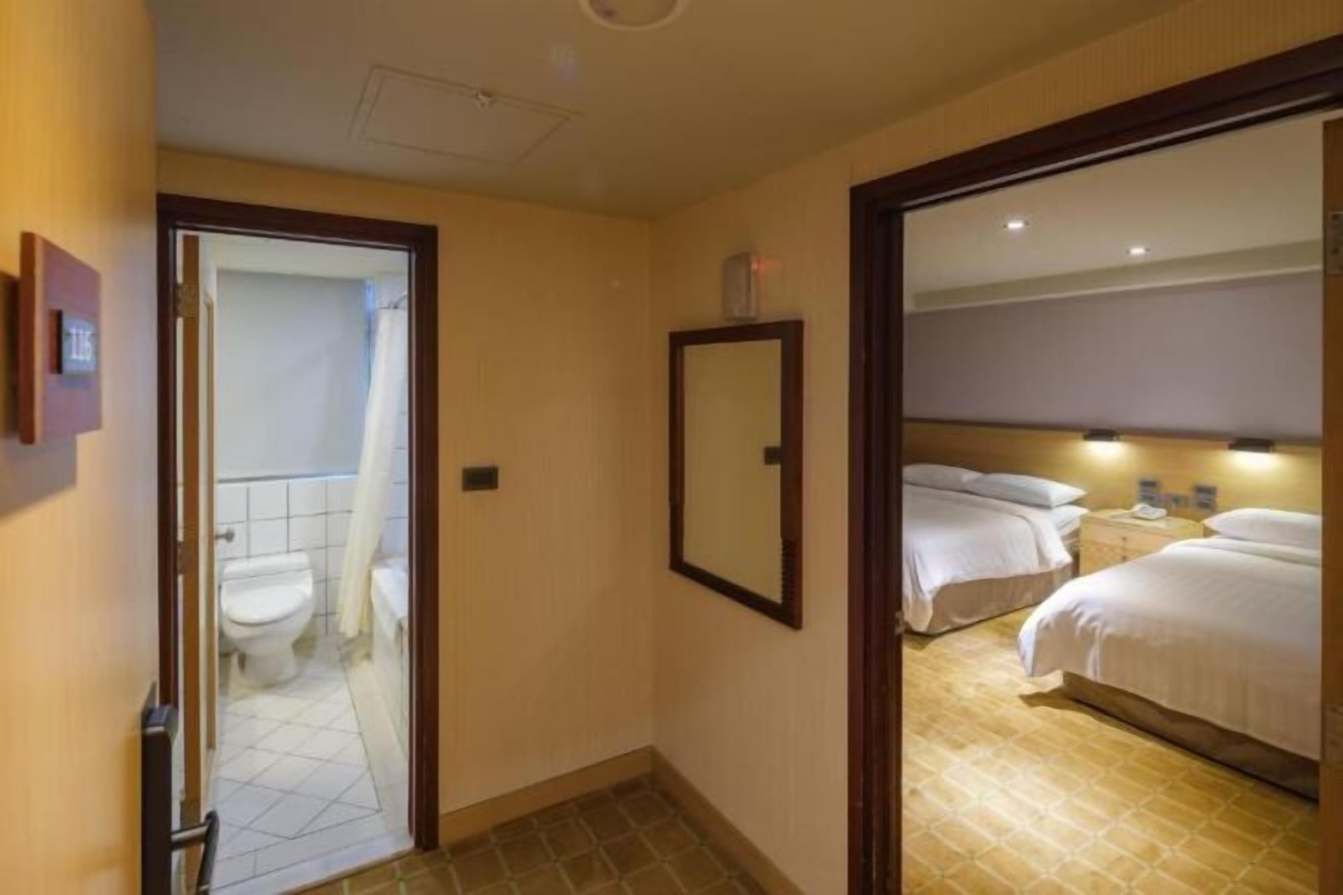 Free WiFi, bed sheets