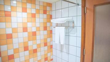 ห้องสแตนดาร์ดดับเบิล | ห้องน้ำ | ผ้าเช็ดตัว