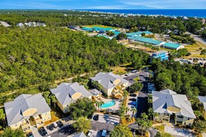 Exterior - Condo near the beach with outdoor pool, BBQ, washer/dryer, streaming, central AC (Santa Rosa Beach)