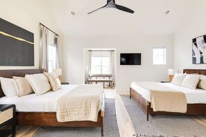 4 habitaciones, escritorio, tabla de planchar con plancha y wifi gratis 