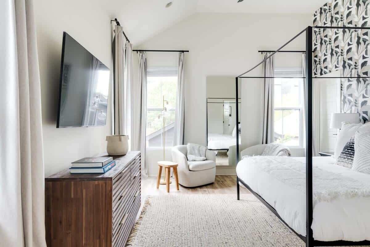 4 habitaciones, escritorio, tabla de planchar con plancha y wifi gratis 