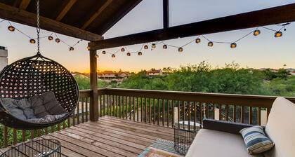 Sage House, Pool, 75" TV, Kid friendly, Coffee Bar, Bike Path, Parks & more