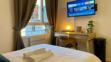 1 bedroom, iron/ironing board, free WiFi, bed sheets