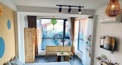 Vintage/Central Hanoi/ 3 mins walking to Hoan kiem Lake/city view/ Sunnyhomestay