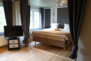 13 soverom, reiseseng for barn og wi-fi (inkludert)