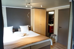 13 chambres, lit parapluie, Wi-Fi gratuit