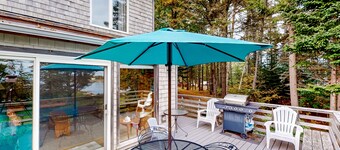 Dog-friendly ocean-view duplex with wood stoves, decks, grills, kitchens, ACs