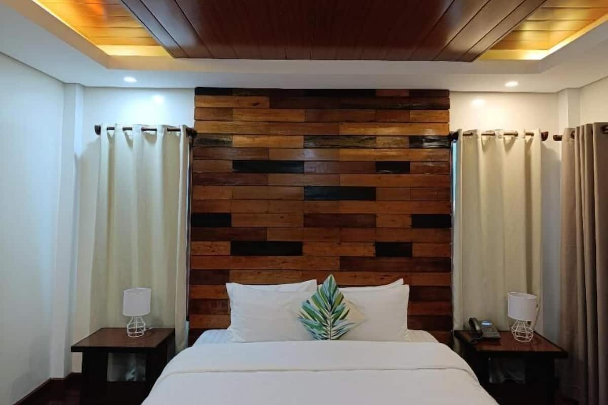 Bungalow, Patio, Sea View | In-room safe, desk, blackout drapes, free WiFi