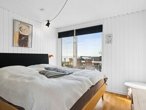 2 bedrooms, WiFi