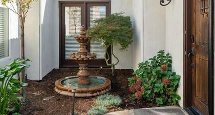 This guest house is a 1 bedroom(s), 1 bathrooms, located in Chico, CA.