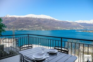 Outdoor dining - Bellanootje by Design Studio (Bellano)