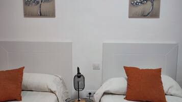 3 chambres, bureau, fer et planche à repasser, Wi-Fi gratuit