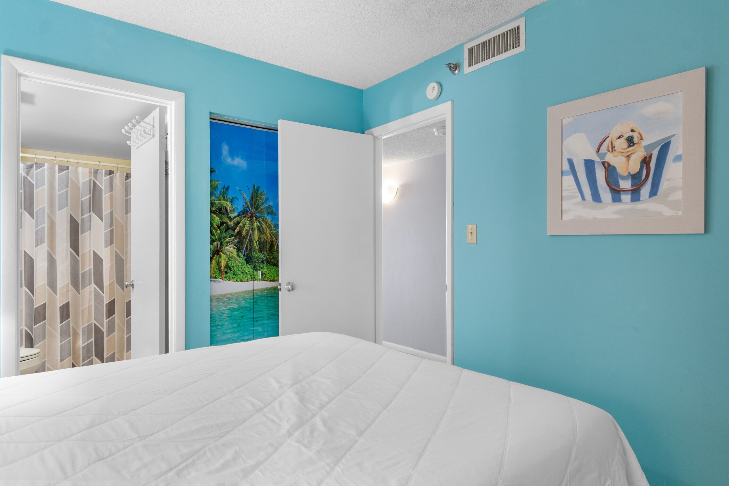 1 chambre, fer et planche à repasser, Wi-Fi gratuit, draps fournis