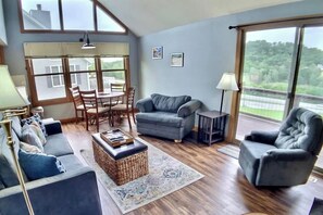 TV, fireplace, offices