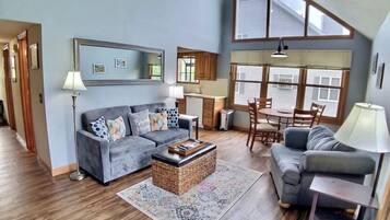 TV, fireplace, offices