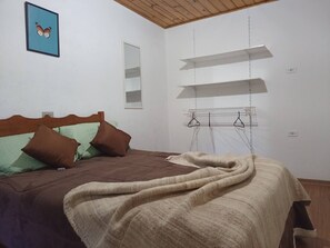 3 quartos, Wi-Fi de cortesia, roupa de cama