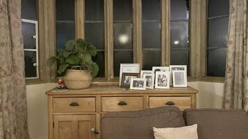 Rumah, Beberapa Tempat Tidur | Interior