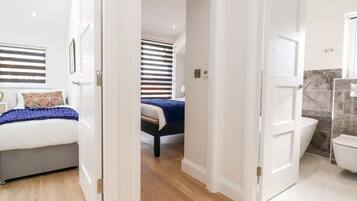 5 habitaciones, decoración personalizada y muebles diferentes