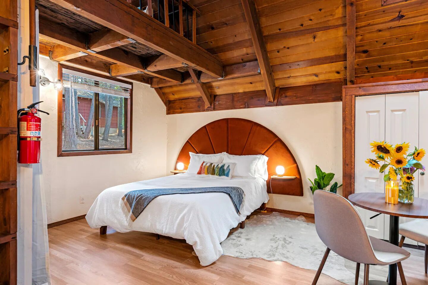 1 多间卧室、熨斗/熨衣板、WiFi、床单