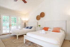 4 habitaciones, escritorio, cuna de viaje y wifi gratis 