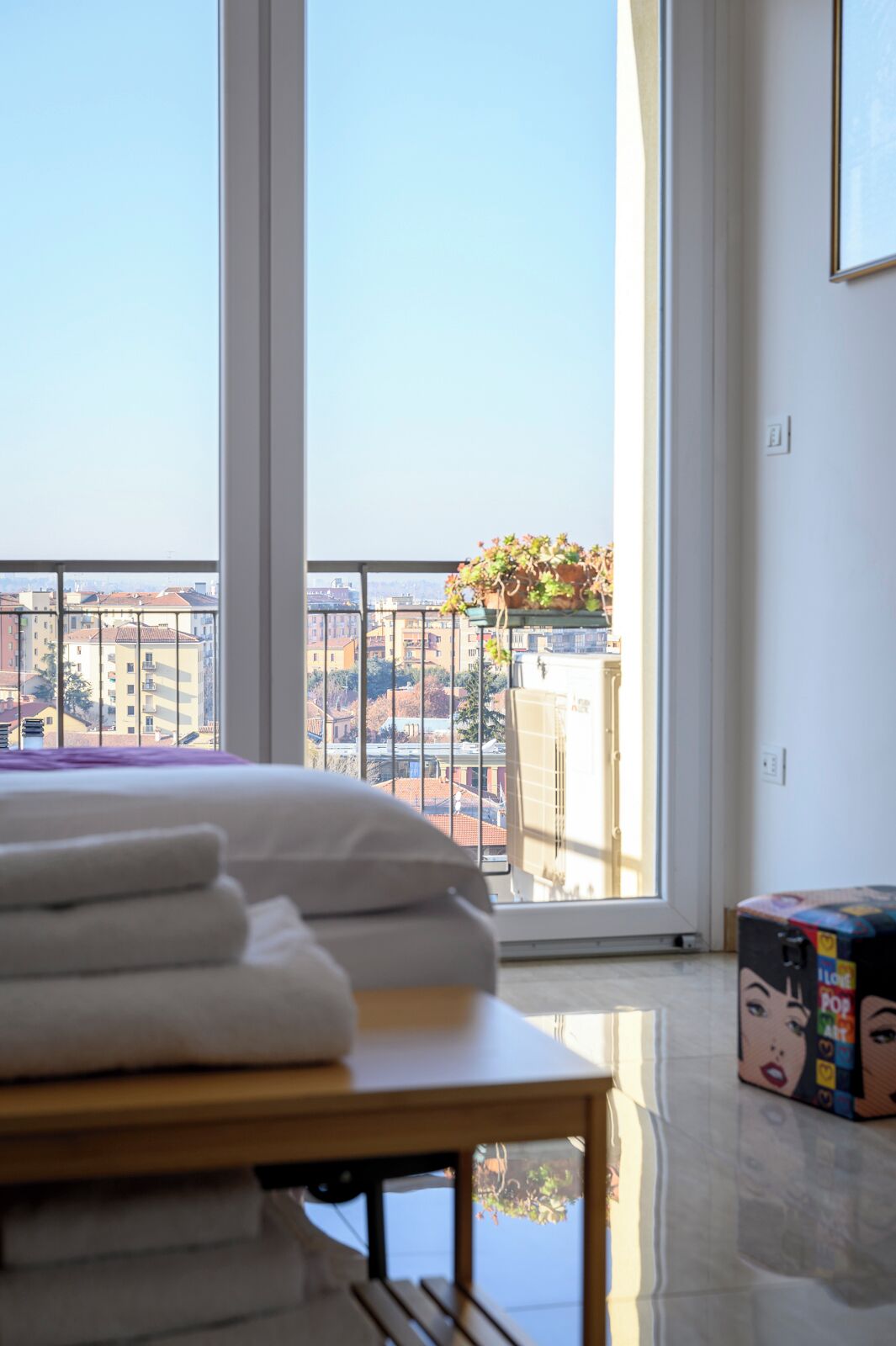 3 quartos, cofres nos quartos, escrivaninha, Wi-Fi de cortesia