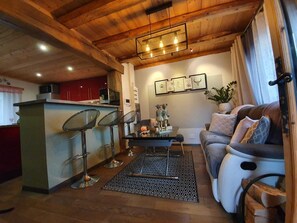 Living area - Maison Cosy Proche des Stations (Cluses)