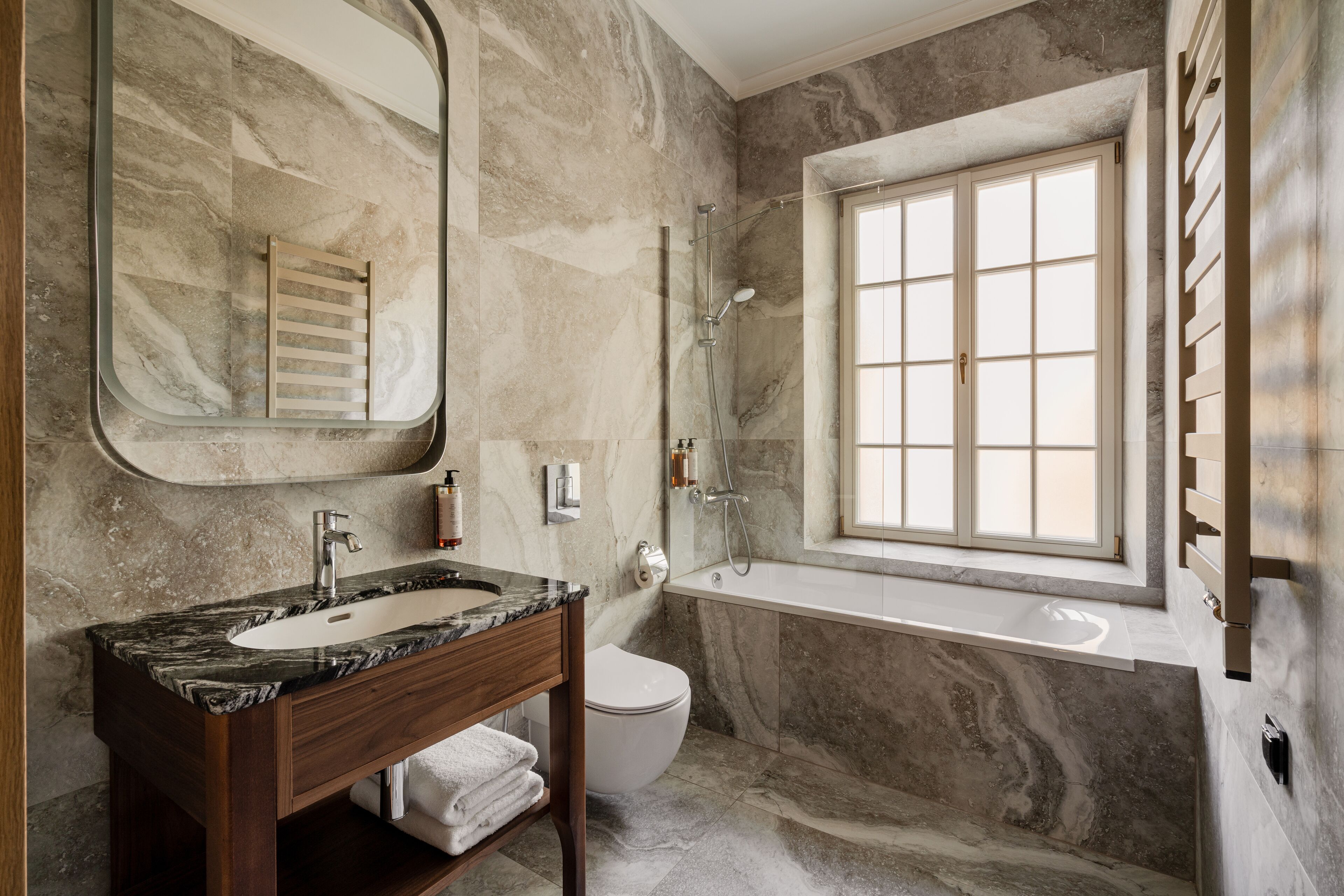 comfort plus double | bathroom | hair dryer, bathrobes, slippers, towels