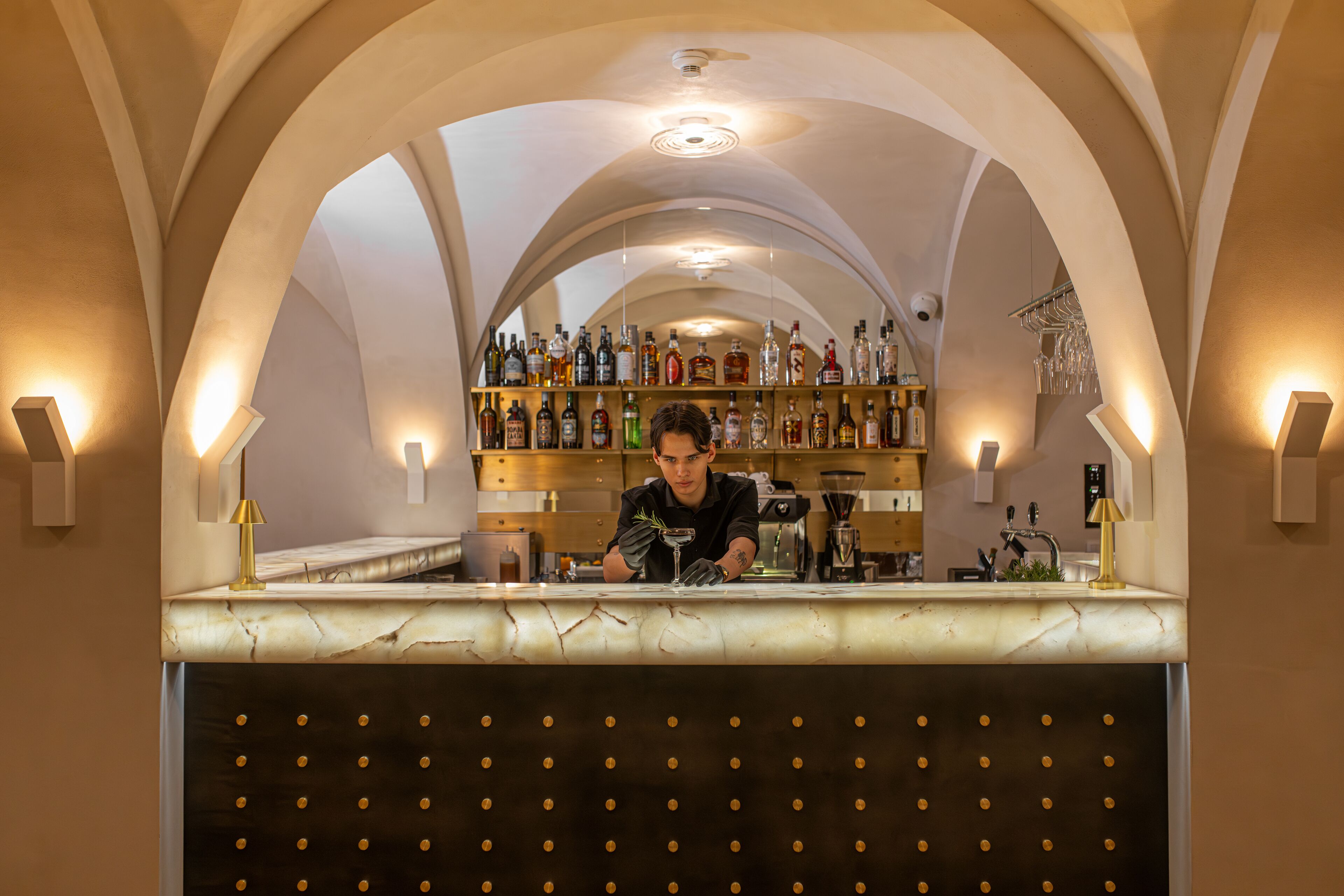 breakfast, lunch, dinner served; international cuisine, garden views