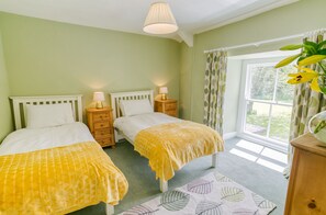 3 Schlafzimmer, Bügeleisen/Bügelbrett, Reisekinderbett, kostenloses WLAN