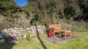 Property grounds - Cyndal Bach - a coastal that sleeps 3 guests in 2 bedrooms (Rhoscolyn)