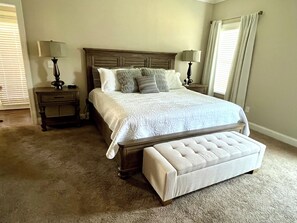 3 bedrooms, iron/ironing board, WiFi, bed sheets