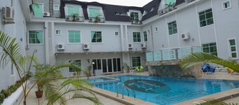 Continental Hotel by Heritage Group 