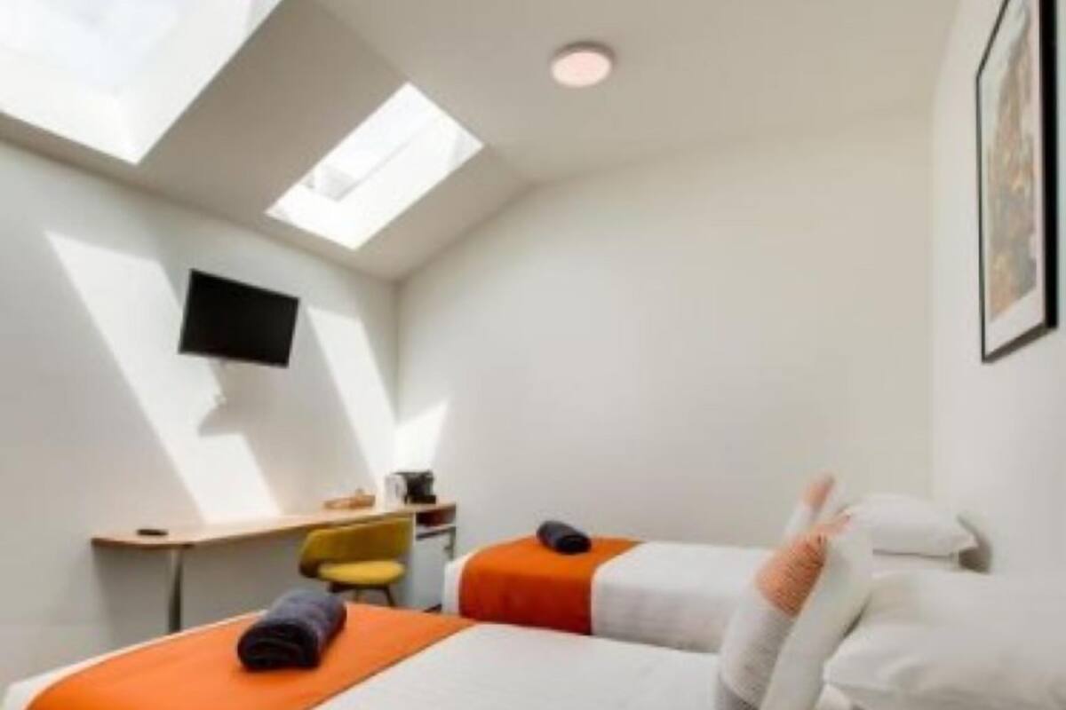 Chambres insonorisées, fer et planche à repasser, Wi-Fi gratuit
