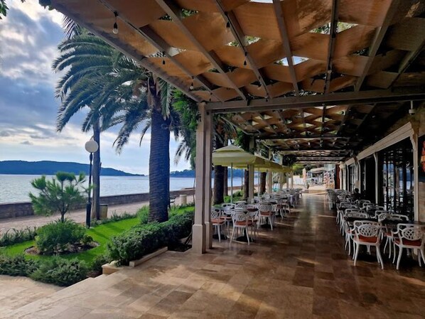 Restaurant - Sunraf Luxe Apartments (Becici)