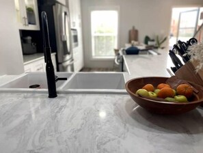 Private kitchen - Salty Sails Escape - 2 Bed 1.5 Bath Beachside Townhome (Indian Harbour Beach)