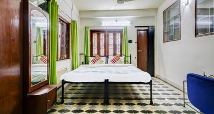 Goroomgo Gangotri Guest House kolkata