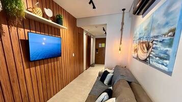 Apartamento | Área de estar | Smart TV