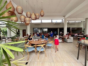 Apartment | Dining - Flat com piscina privativa em Pipa (Tibau do Sul)