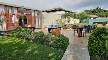 Apartamento | Opções para refeição ao ar livre