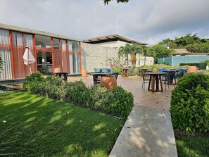 Apartment | Outdoor dining - Flat com piscina privativa em Pipa (Tibau do Sul)