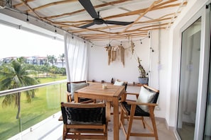 Biệt thự Cao cấp | Hiên
