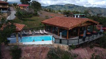 Alberca al aire libre