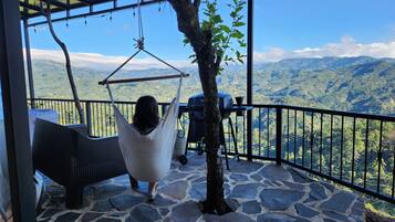 Superior Tent | Terrace/patio