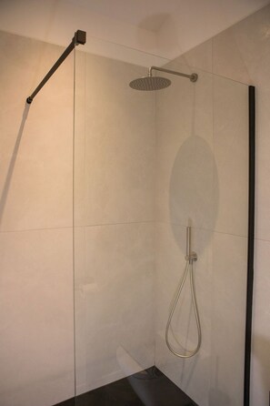 Double or Twin Room | Bathroom - Salty Woods Lodge (Soustons)