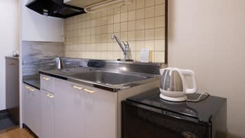 Traditional-Dreibettzimmer, Nichtraucher | Daunenbettdecken, kostenloses WLAN, Bettwäsche