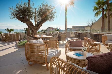 Superior Double or Twin Room | Premium bedding, down comforters, minibar, in-room safe