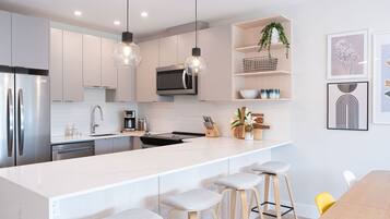 Condo | Private kitchen